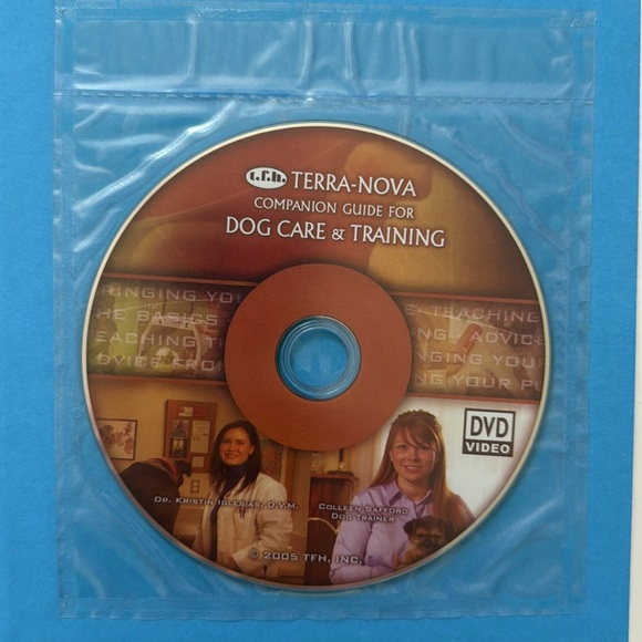 Book: The Chihuahua - Picture 6 of 12